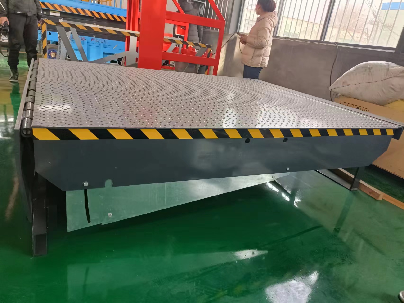 固定登車橋